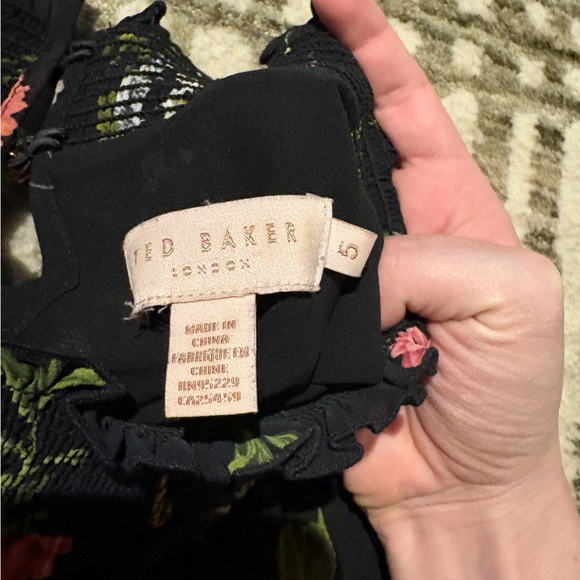 Ted Baker London Black Floral Taalia elasticated top blouse shirt size XL - Picture 4 of 6